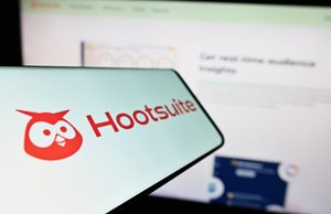 Hootsuite Launches Free AI Tool for Social Media Marketers